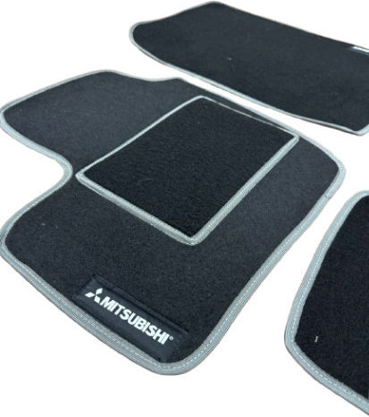 Set Față și Spate Covoare Auto 4 Bucăți Pentru Mitsubishi Colt 2008-2012 Negre
