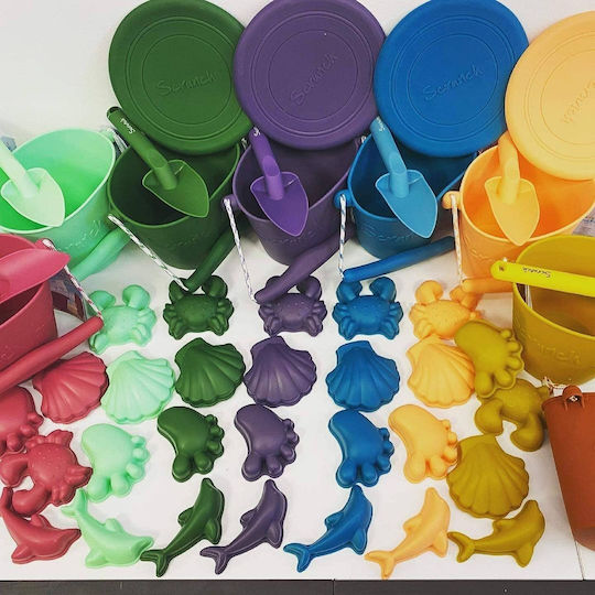 Swimtrainer Red + Scrunch Set Buckets Fish & Molds