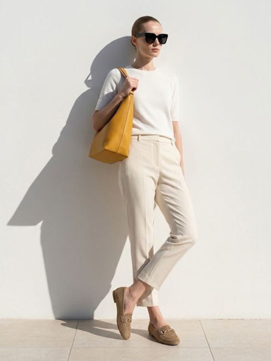 Women's Moccasins in Beige Colour