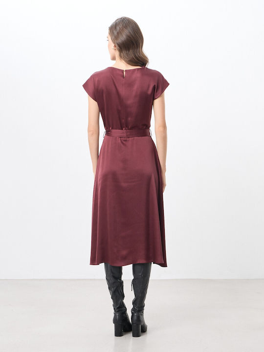 Rochie De Vară Midi De Seară Din Satin Drapat Burgundy