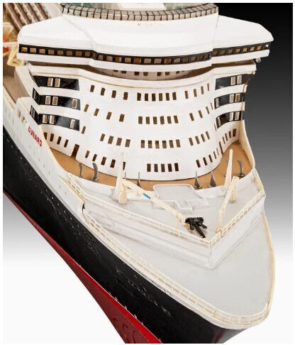Revell 1:400 Queen Mary 2