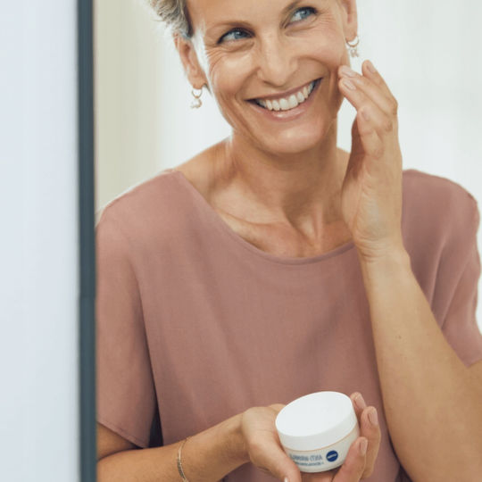 Nivea Anti-Wrinkle + Revitalizing Creme Gesicht Tag mit SPF15 50ml