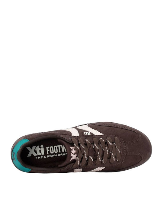 Adidași pentru femei maro