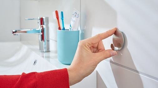 Tesa Cârlige Cu Autocolant Inox Gri 2 Bucăți Tesa Cârlige Cu Autocolant Inox Gri 2 Bucăți