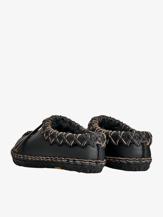 UGG UGG