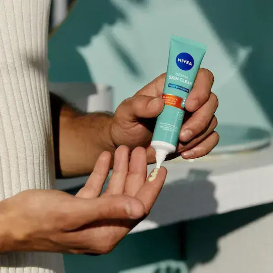 Nivea Derma Skin Clear Peeling pentru Față 40ml