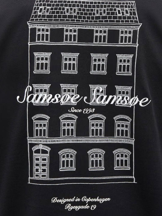 Women's T-shirt Black-building