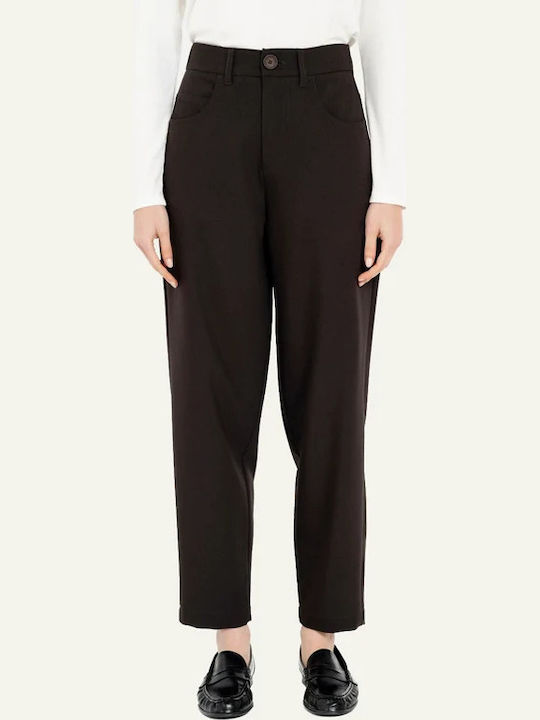 Women's High Rise Fabric Capri Trousers in Tapered Leg Style Brown