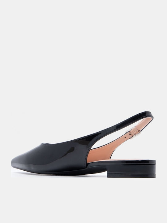 Pointed Toe Heels With Low Heel Black