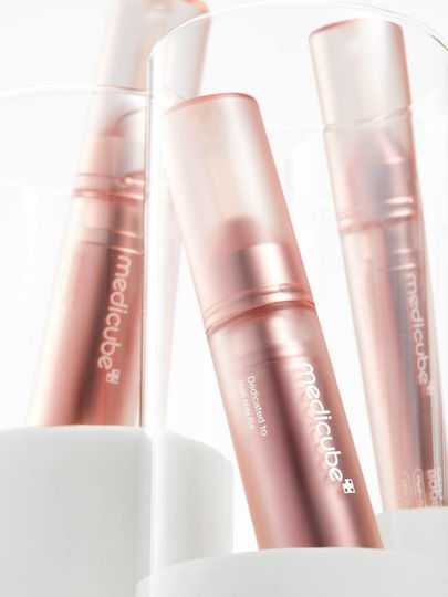 Medicube Collagen Glow Booster Moisturizing Face Serum Booster with AHA & Peptides for Brightening & Nourishing 15ml