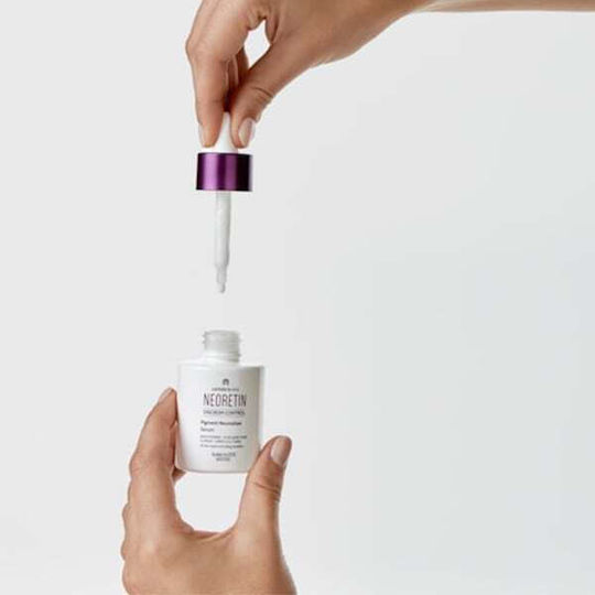 Cantabria labs Neoretin Discrom Control Feuchtigkeitsspendendes Serum Für Das Gesicht Mit Niacinamid Für Dunkle Flecken & Aufhellung 30ml