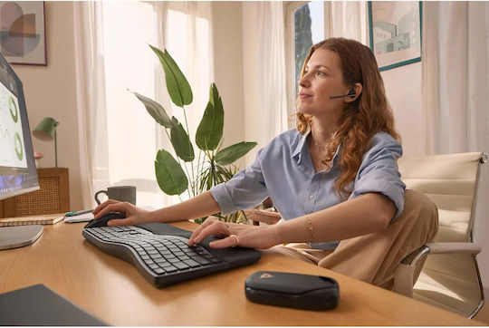 Poly Voyager Станция за зареждане на VOIP слушалки (AW6U3AA#AC3)
