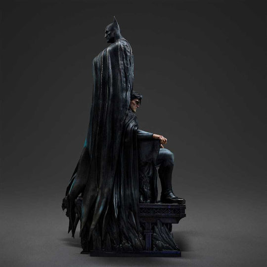Iron Studios DC Comics: Batman Legacy Ρεπlică cu Lungimea de 79 cm la Scara 1:4