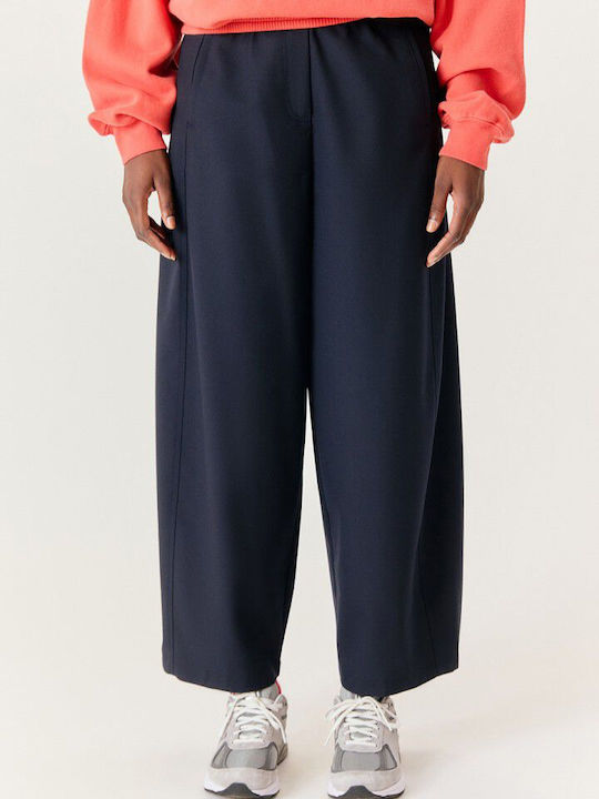Women's Dark Blue Suit in a Relaxed Fit