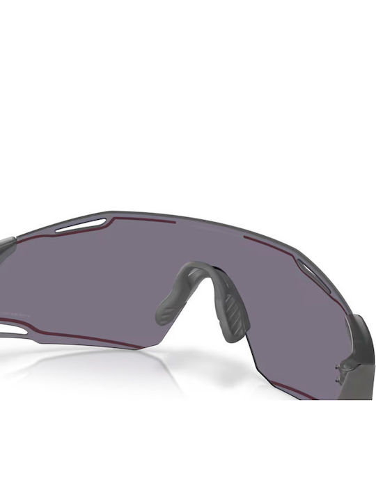 Cybr Dyno Unisex Sunglasses with Grey Horn-Rimmed Frame and Purple Lens