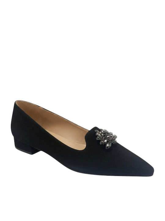 Schwarze Lederpumps mit niedrigem Absatz