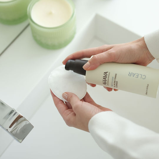 Ahava Time To Clear Loțiune Demachiantă Tonifiantă All-in-One Demachiant Față și Ochi cu Acțiune Antioxidantă 250ml