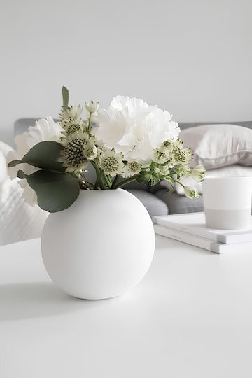 Stewehome Decorative Concrete Vase Spherical Handmade Minimalist Multifunctional Artificial Plants Dried Flowers