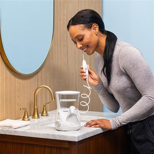 Waterpik Irigator Bucal Aquarius 651 ml Alb WP-660