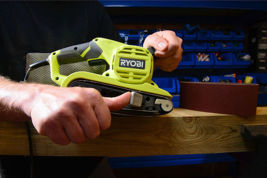 Ryobi Έκκεντρο Τριβείο 800W με Ρύθμιση Ταχύτητας