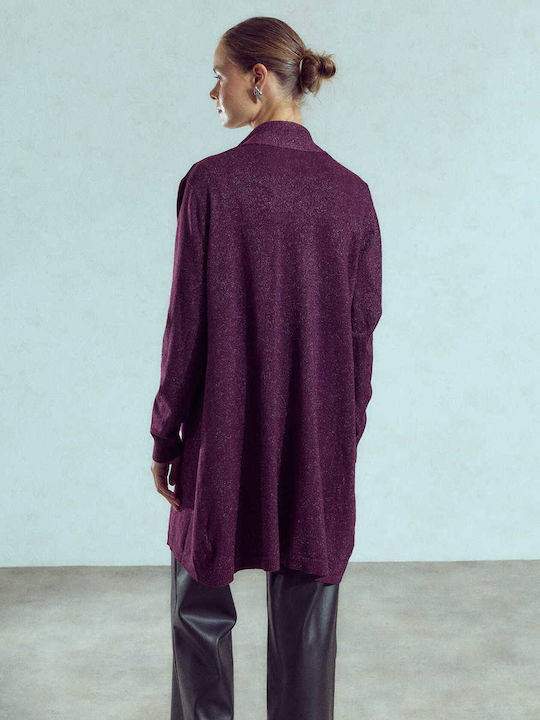Lange Damenstrickjacke in Dunkelviolett mit Metallic-Effekt