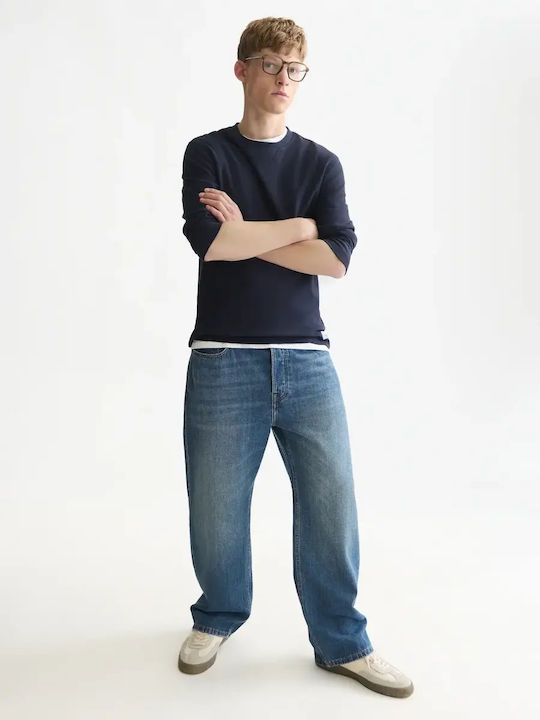 Blaues Langarmshirt