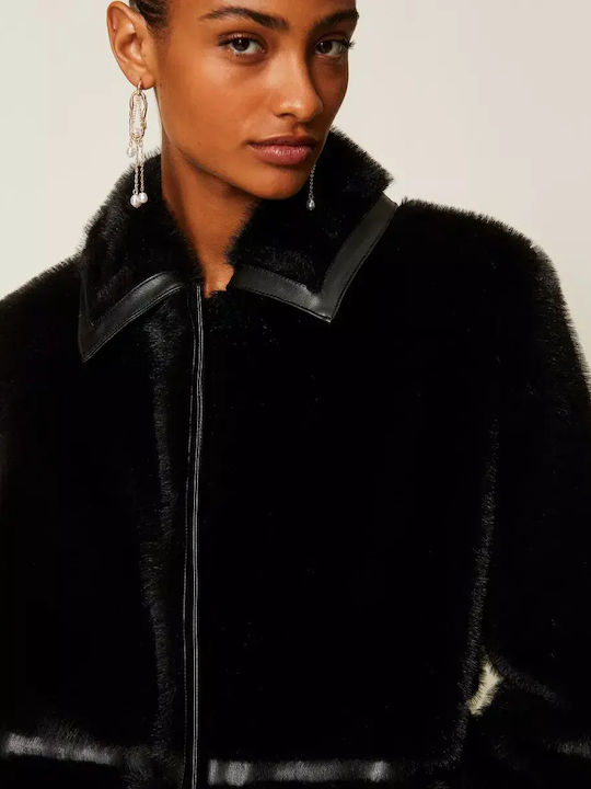 Women's Coat Black with Fur Details