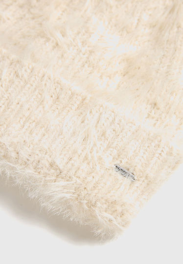 Women's Knitted Beanie in White