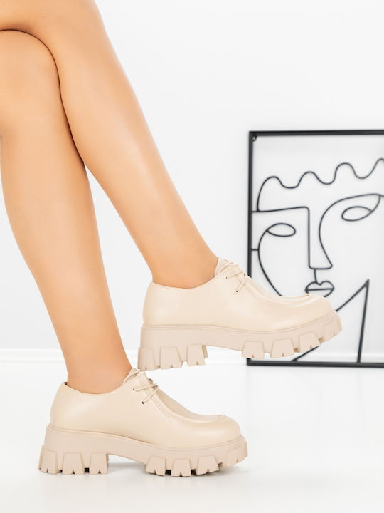 Γυναικεία Oxfords από Λουστρίνι σε Μπεζ Χρώμα