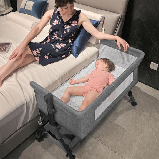 Babywiege-Laufstall mit Matratze, Seitlicher Öffnung und Rädern, Grün