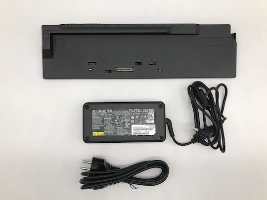 Fujitsu USB-C Докинг станция с 4K PD Ethernet Черен