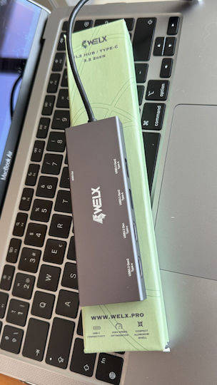 Welx Wl2 Hub with 4 Ports and USB-C Connection
