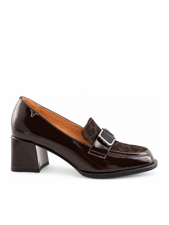 Patent Leather Pumps with Medium Heel in Brown