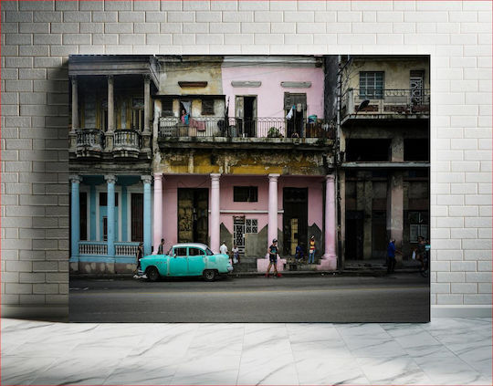 Colorful Street Scene With Classic Car Πολύχρωμη Σκηνή Του Δρόμου Με Κλασικό Αυτοκίνητο Colorful Street Scene With Classic Car Πολύχρωμη Σκηνή Του Δρόμου Με Κλασικό Αυτοκίνητο