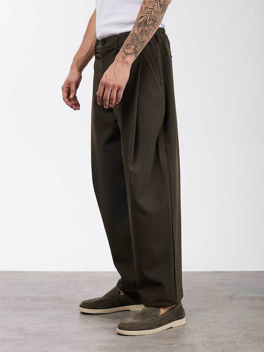 Men’s Loose Fit Khaki Trousers
