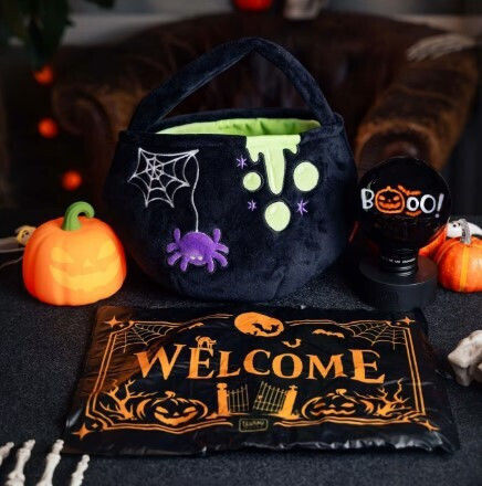 Legami Milano Halloween Party Banner