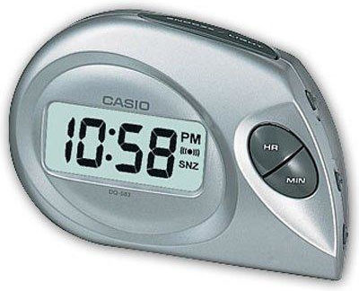 Casio Tischuhr mit digitalem Display mit Wecker DQ-583-8EF
