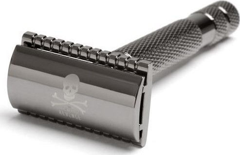 Bluebeards Revenge Cutlass Safety Razor Closed Comb