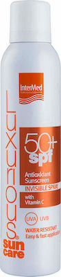 Intermed Antioxidant Sunscreen Invisible Water Αδιάβροχη Αντηλιακή Λοσιόν για το Σώμα SPF50 σε Spray 200ml