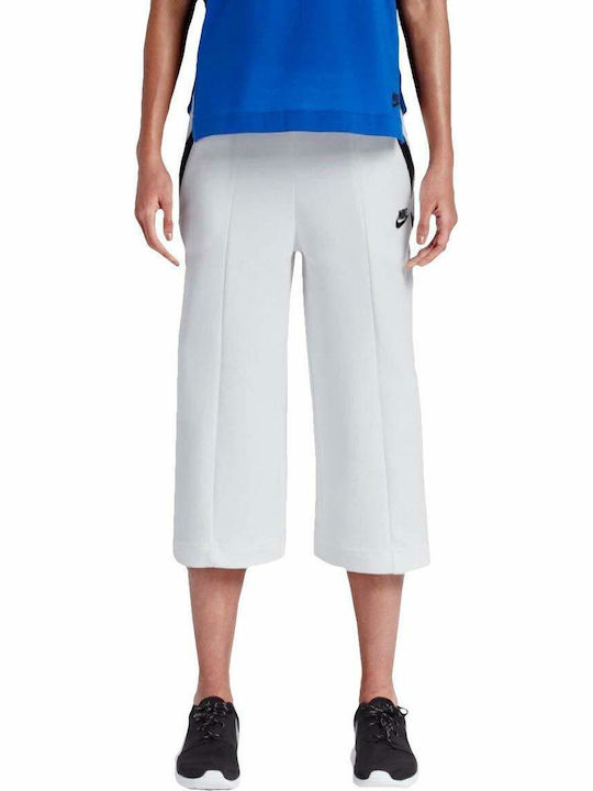 Nike tech capri store