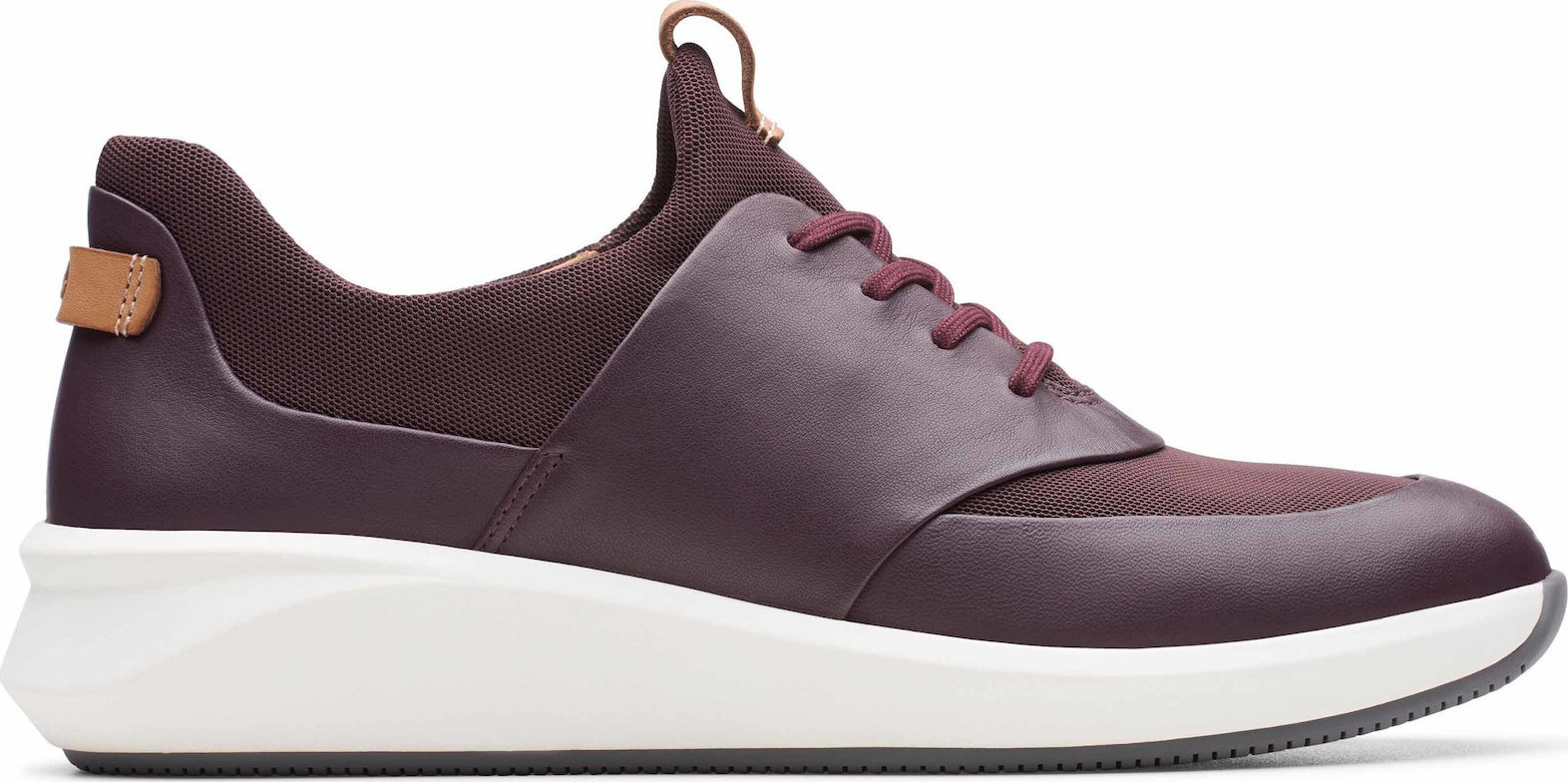 clarks un rio tie lace trainer