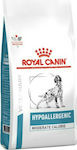 Royal Canin Hypoallergenic Moderate Calorie 14kg Hrană Uscată Dietă pentru Câini Adulți cu Orez și Ficat