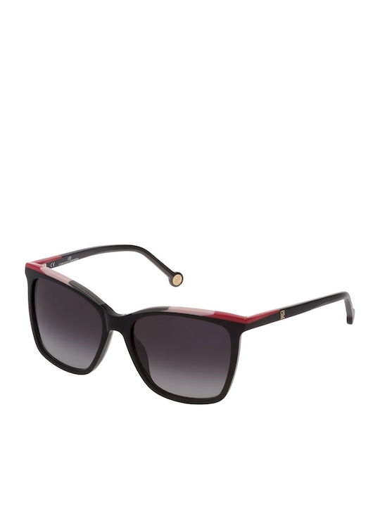 Carolina Herrera Woman Sunglasses With Black Horn-Rimmed Frame And Brown Gradient Lens SHE826 0700