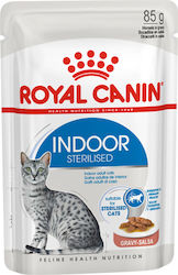 Royal Canin Indoor Sterilised Wet Food for Neutered Adult Cat in Pouch 85gr 2624010