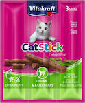 Vitakraft Cat Mini Delicii în Stick cu Pui Gustări cu pui și iarbă, 3 bucăți pentru Pisici adulte 18gr 340424