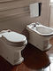 Kolossos Retro Spülkasten Stehende Toilette mit Spülung Weiße