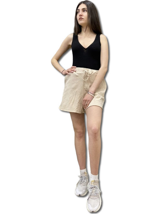 Glamorous Women's Shorts Beige