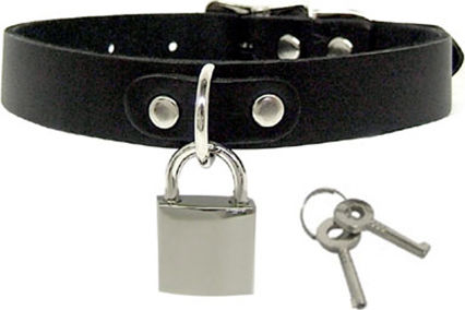 Collar in Black Color