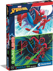 Puzzle pentru Copii Spiderman Glowing pentru 6++ Ani 104buc Clementoni