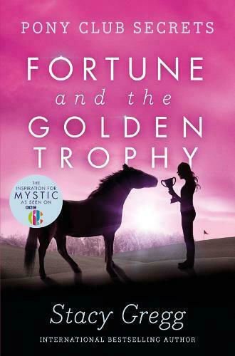 Fortune and the Golden Trophy, Secretele Pony Club